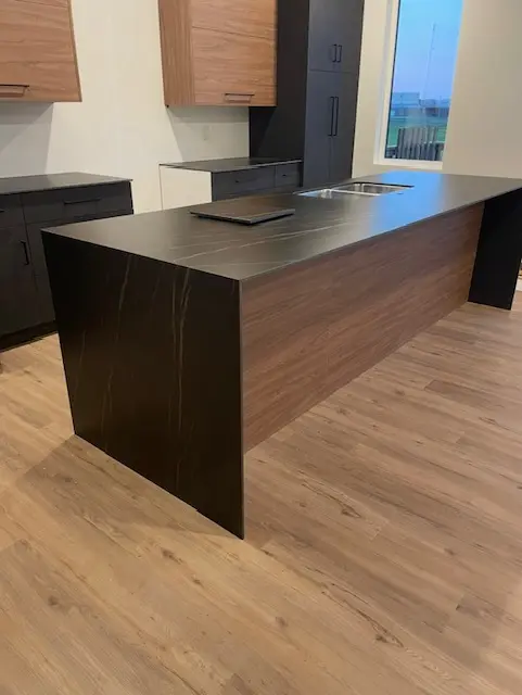 Magic Black surface — Guava Quartz + Stone | Adam Stonetech (view 3)