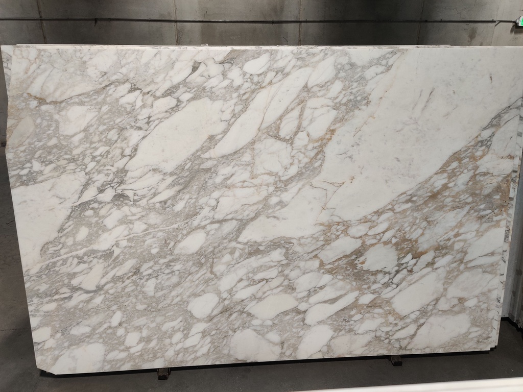 [CALACA-20-P] Calacatta (Polished)